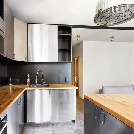 Industrial Style Flat In Port District At The Heart Of Nice - Welkeys *